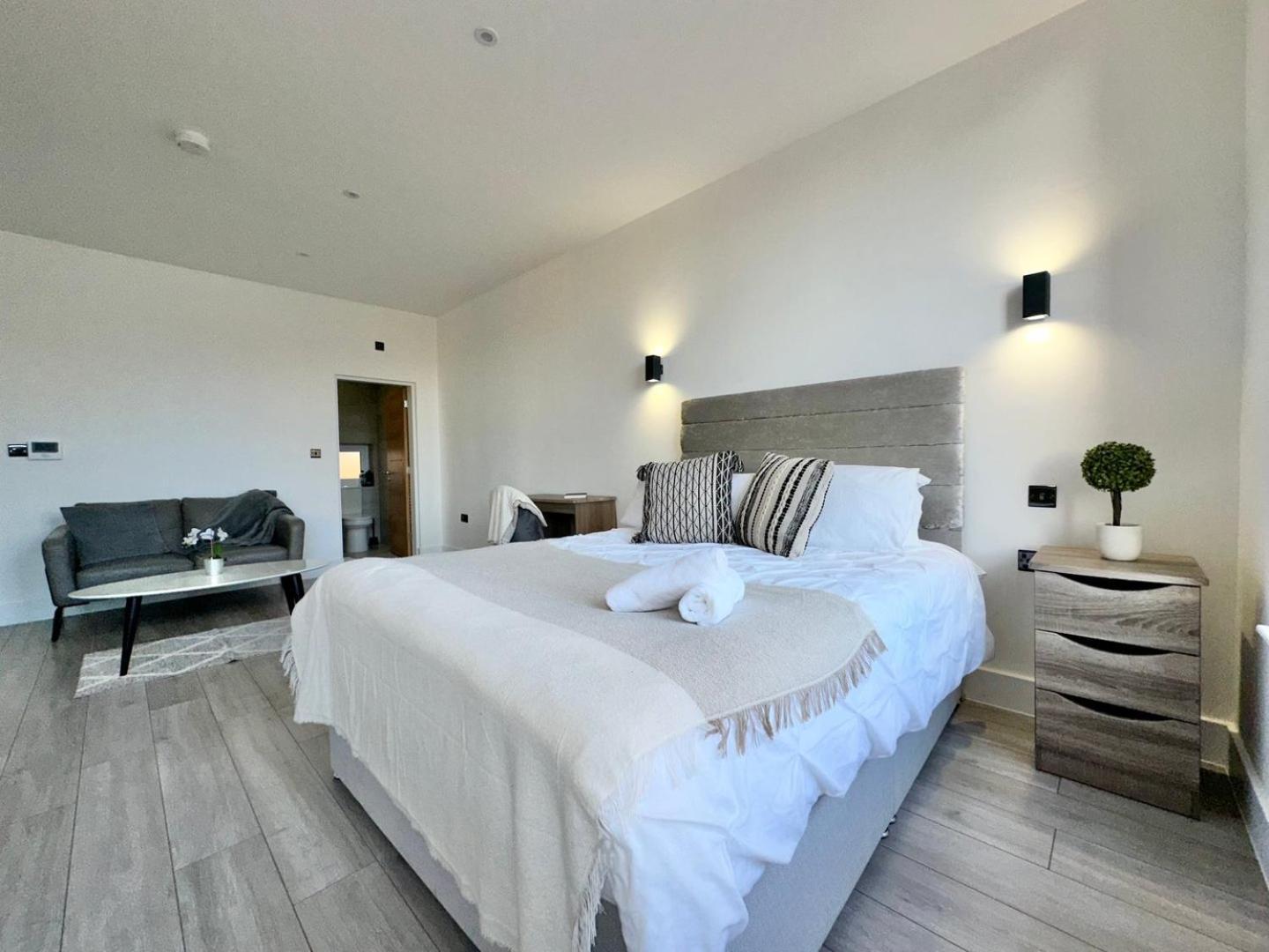 Sleek Stylish 1 Bedroom Leeds City Apartment Esterno foto